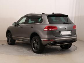 Volkswagen Touareg  3.0 TDI 