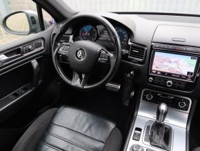 Volkswagen Touareg  3.0 TDI 