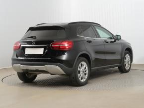 Mercedes-Benz GLA  GLA 180 