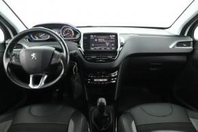 Peugeot 2008  1.2 PureTech 