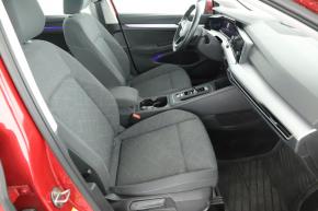 Volkswagen Golf  1.5 eTSI 