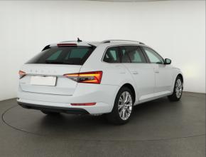 Škoda Superb  2.0 TSI Style Plus 