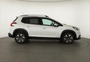 Peugeot 2008  1.2 PureTech 