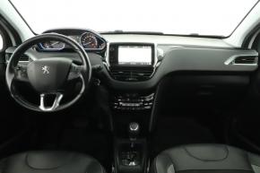 Peugeot 2008  1.2 PureTech 