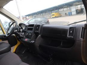 Peugeot Boxer  2.0 BlueHDi 