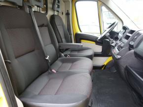 Peugeot Boxer  2.0 BlueHDi 