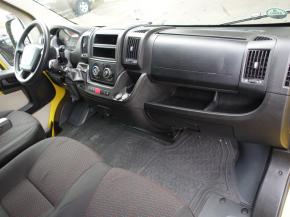 Peugeot Boxer  2.0 BlueHDi 