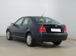 Volkswagen Bora  1.6 16V 