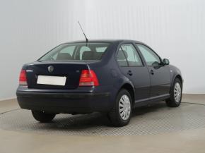 Volkswagen Bora  1.6 16V 