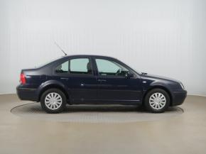 Volkswagen Bora  1.6 16V 