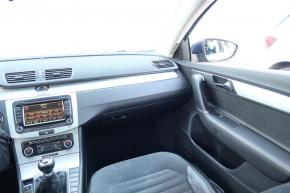 Volkswagen Passat  1.6 TDI 