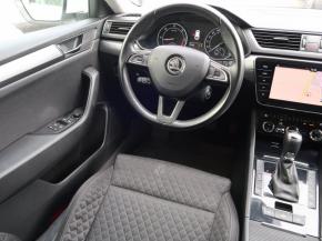 Škoda Superb  2.0 TDI Style 