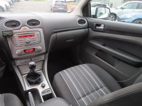 Ford Focus  1.6 16V 