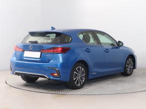 Lexus CT  200h 