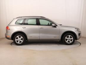 Volkswagen Touareg  3.0 TDI 