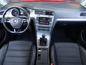 Volkswagen Golf  1.2 TSI 