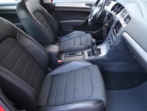 Volkswagen Golf  1.2 TSI 