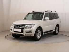 Mitsubishi Pajero  3.2 DI-D 