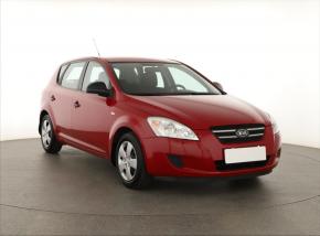 Kia Ceed  1.4 CVVT 