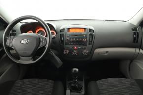 Kia Ceed  1.4 CVVT 