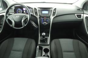 Hyundai i30  1.6 MPI 