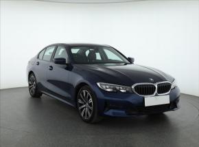 BMW 3  330 e Luxury Line