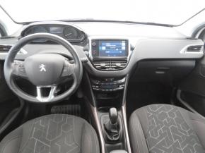 Peugeot 2008  1.2 PureTech Style 