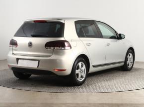 Volkswagen Golf  1.2 TSI 