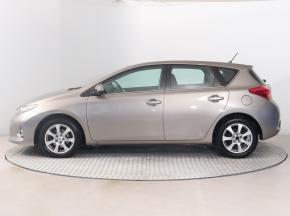 Toyota Auris  1.6 Valvematic 