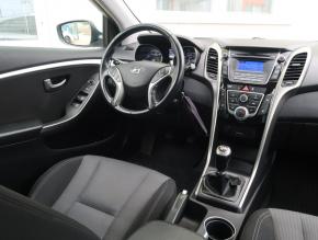 Hyundai i30  1.6 MPI 