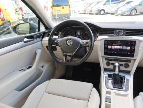 Volkswagen Passat  1.6 TDI 