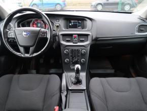 Volvo V40  2.0 D2 Base 