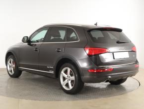 Audi Q5  2.0 TDI S-Line 