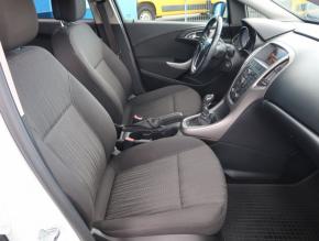 Opel Astra  2.0 CDTI 