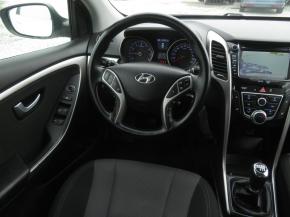 Hyundai i30  1.4 CVVT 