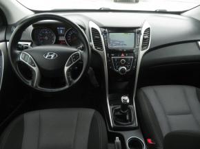 Hyundai i30  1.4 CVVT 