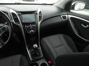 Hyundai i30  1.4 CVVT 