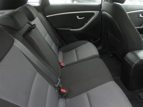 Hyundai i30  1.4 CVVT 