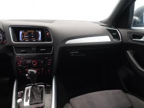 Audi Q5  2.0 TDI S-Line 