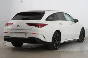 Mercedes-Benz CLA  250e AMG Paket 