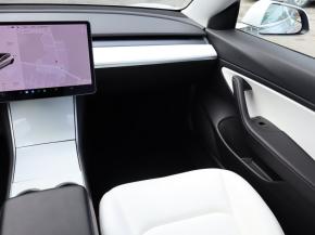 Tesla Model 3  Long Range 4WD 76kWh 