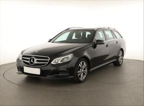 Mercedes-Benz E  E 200 BlueTEC 