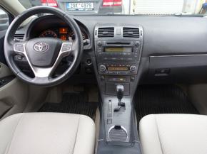 Toyota Avensis  2.0 Valvematic 