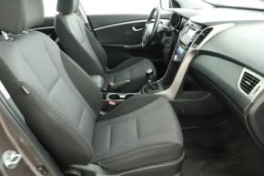 Hyundai i30  1.6 MPI 