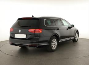 Volkswagen Passat  2.0 TDI 