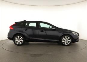 Volvo V40  2.0 D2 