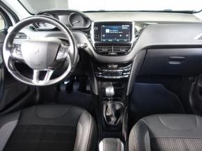 Peugeot 2008  1.2 PureTech 