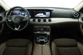 Mercedes-Benz E  E 220 d 4MATIC 