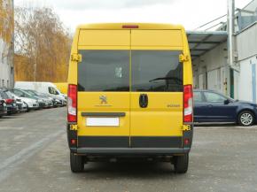 Peugeot Boxer  2.0 BlueHDi 