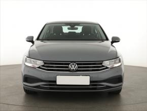 Volkswagen Passat  1.5 TSI 